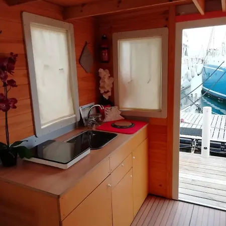 Sardinia Houseboat Ad Alghero