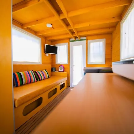 Sardinia Houseboat Ad Botel Alghero