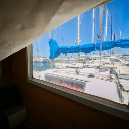 Sardinia Houseboat Ad *