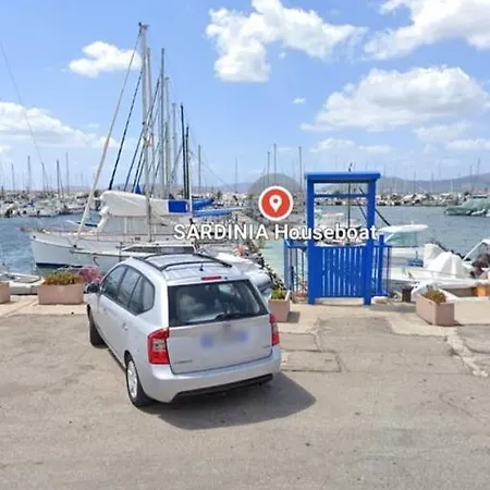 Sardinia Houseboat Ad *